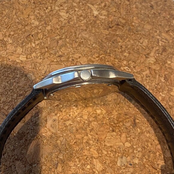 Vintage roots Relic Hunter TV show Memorabilia Field Watch Preowned - Picture 4 of 10